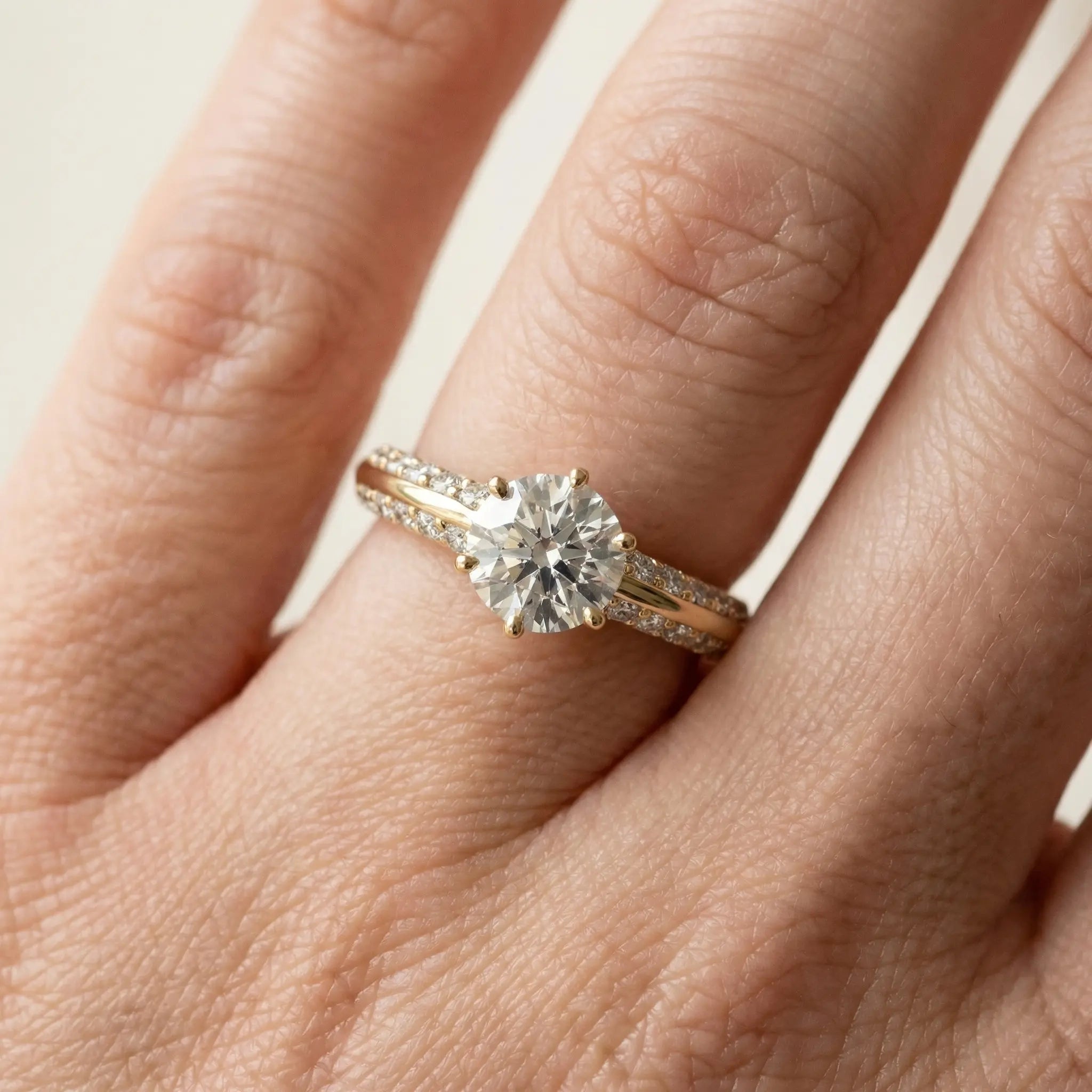 Knife Edge pavé diamantring 1,40 ct - Bilde 5