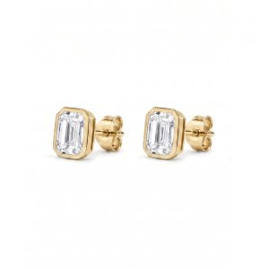 Emerald cut øredobber i bezelinnfatning, 2,00 ct